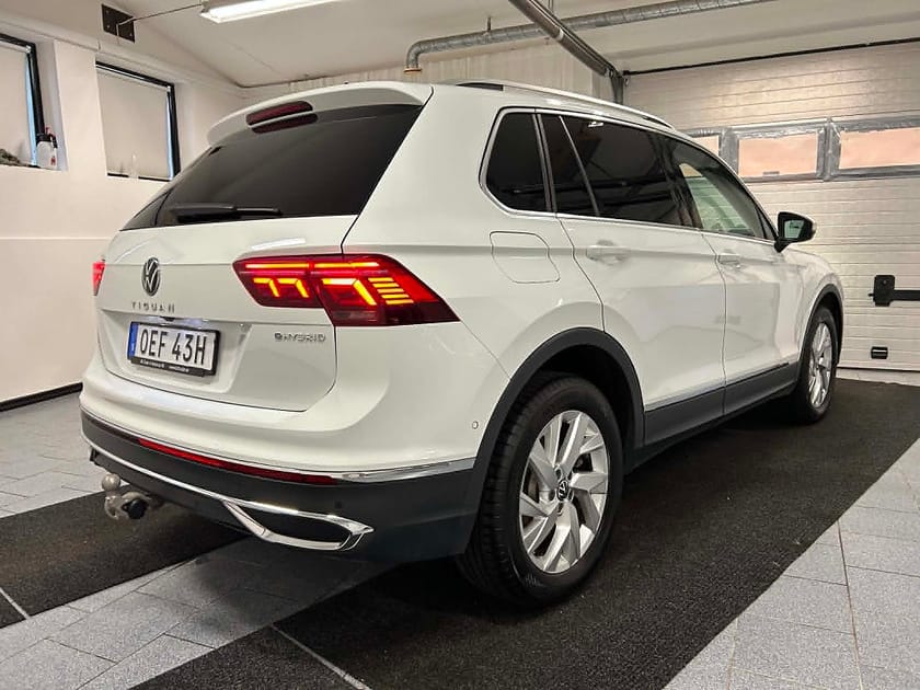 Bild 2 av Volkswagen Tiguan eHybrid 1.4 TSI 245 hk Elegance Cockpit IQ  Drag MOMS