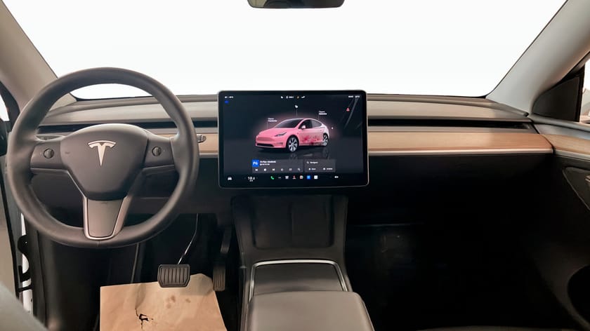 Bild 4 av Tesla Model Y Long Range AWD 514HK DRAG KAMERA PANO NAVI MOMS