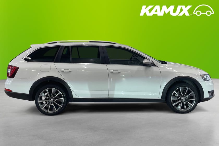 Bild 2 av Škoda Octavia Scout 2.0 TDI SCR 4x4 Premium Pano P-värm Kamera Drag