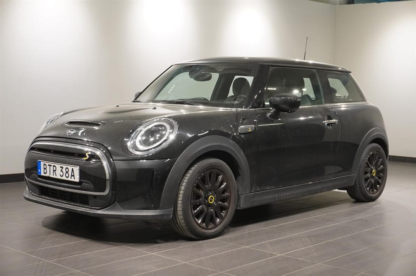 Bild 1 av MINI Cooper SE Essential CarPlay Navi PDC LED