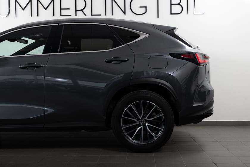 Bild 5 av Lexus NX 450h+ Executive/Kylda Stolar/HUD/360/MOMS