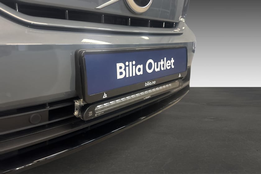 Bilde 3 av Volvo XC40 P8 AWD Recharge R-Design, Oppvarmet ratt, El-bakluke, Lav km, Krok