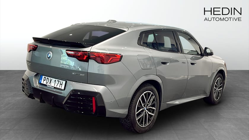 Bild 2 av BMW iX2 xDrive30 M Sport Rattvärme, Dragkrok