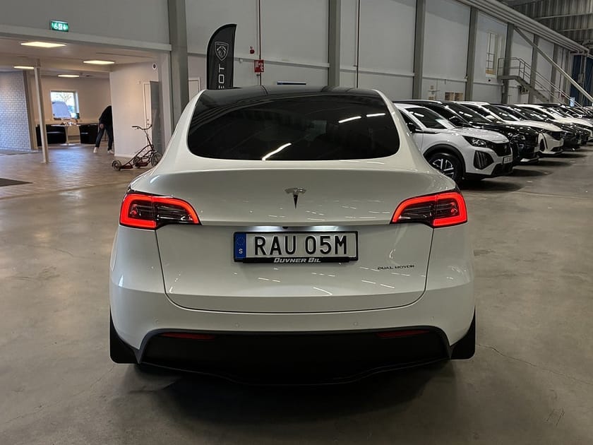 Bild 5 av Tesla Model Y Long Range AWD