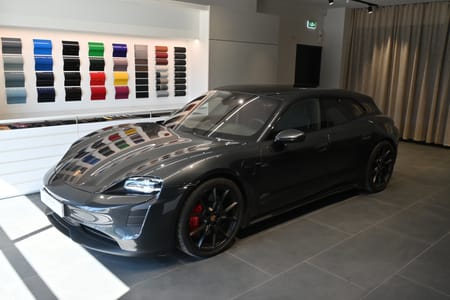 Porsche Taycan GTS Sport Turismo Approved