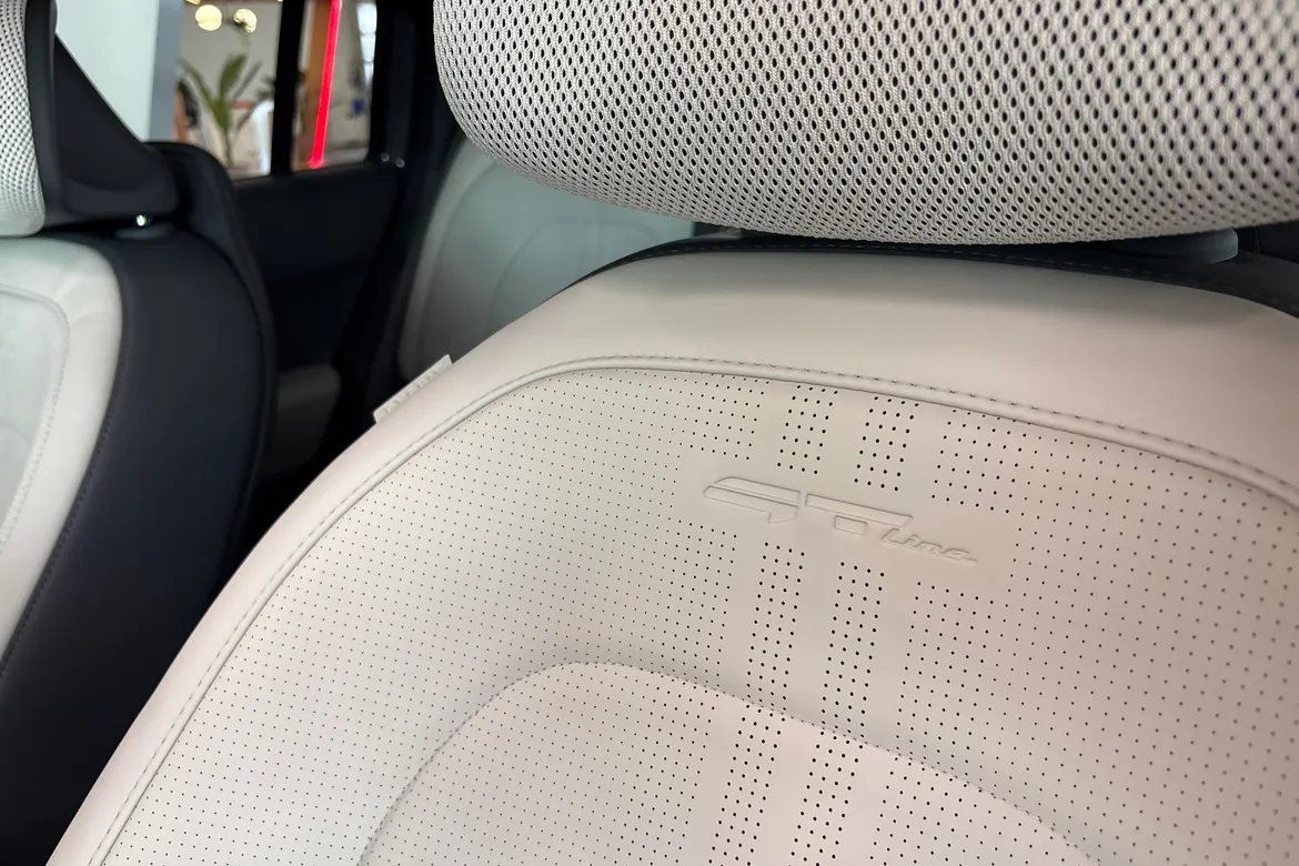 picture of a car