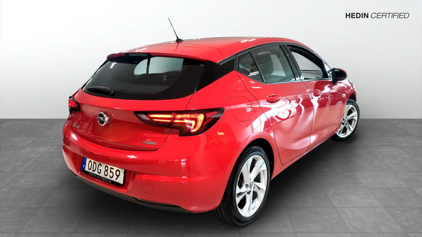 Bild 2 av Opel Astra DYNAMIC 5-DÖRRARS KOMBIKUPÉ 1.4 TURBO 125 PDC 3,95%