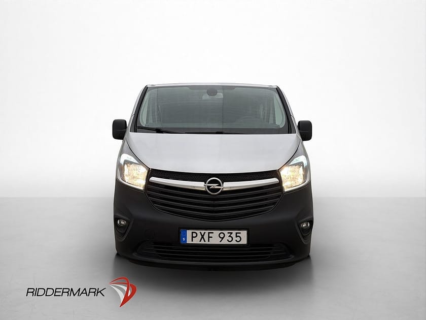Bild 5 av Opel Vivaro Skåpbil CrewVan L2 6-Sits Värmare B-Kamera Farthållare