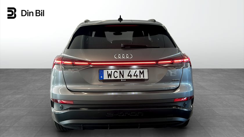 Bild 5 av Audi Q4 45 e-tron quattro Quattro, S-line, Drag, Matrix