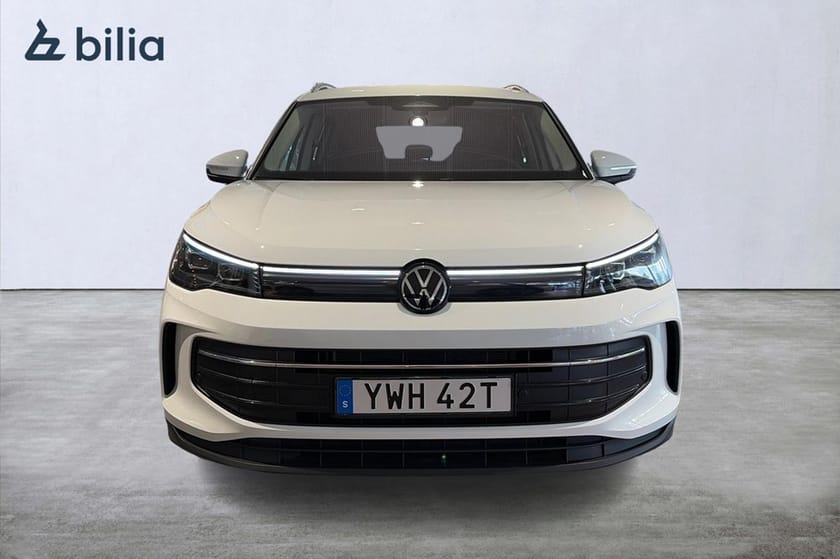 Bild 2 av Volkswagen Tiguan 1.5 eTSI Life Edition Värmare Drag 150HK