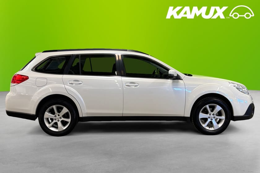 Bild 2 av Subaru Outback 2.5 4WD Lineartronic 173hk Värmare Kamera Drag Elstol