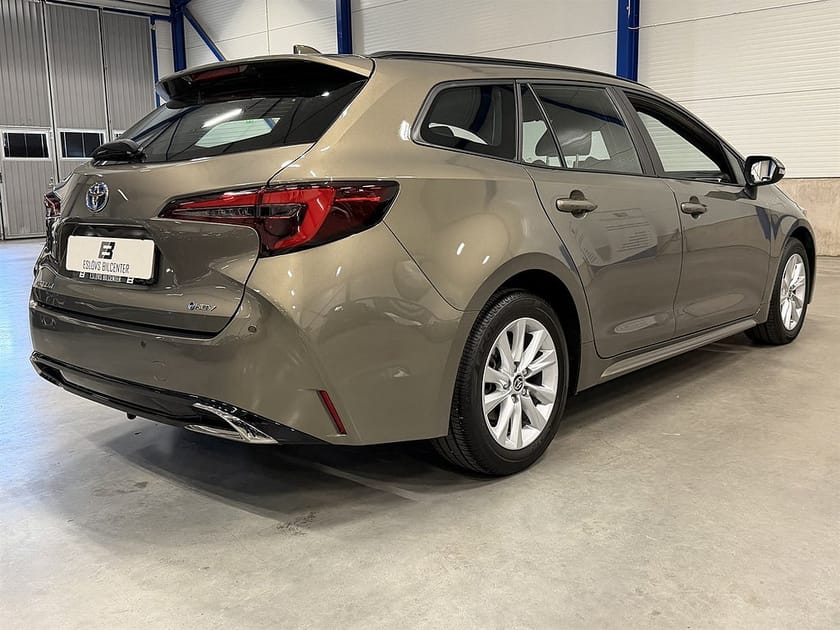 Bild 5 av Toyota Corolla Touring Sports Hybrid e-CVT 140 HK / Drag /