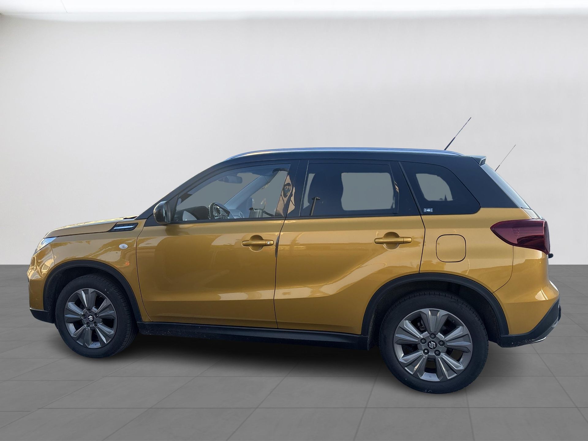 Suzuki Vitara 2020, bild 2/9
