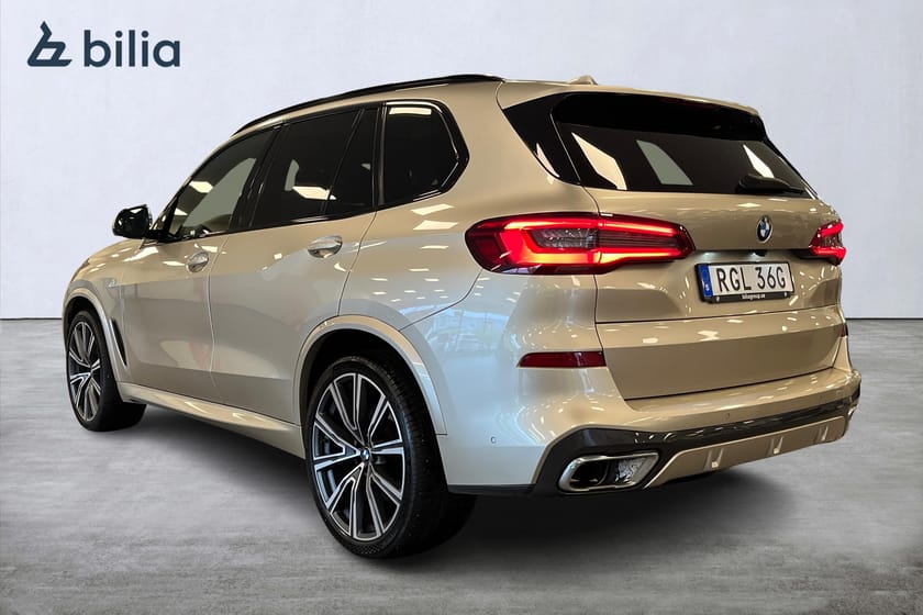 Bild 2 av BMW X5 xDrive30d |M Sport|Komfortstol|Drag|Pano|Värmare|Luft|