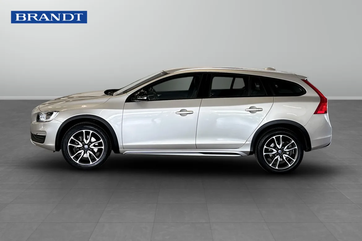 Volvo V60 Cross Country D4