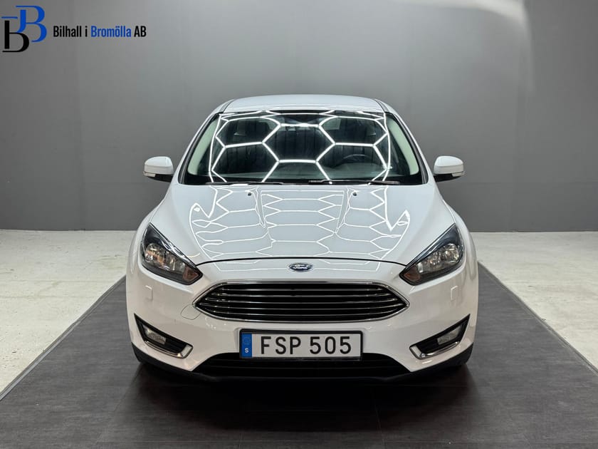 Bild 1 av Ford Focus Kombi 1.0 EcoBoost Titanium