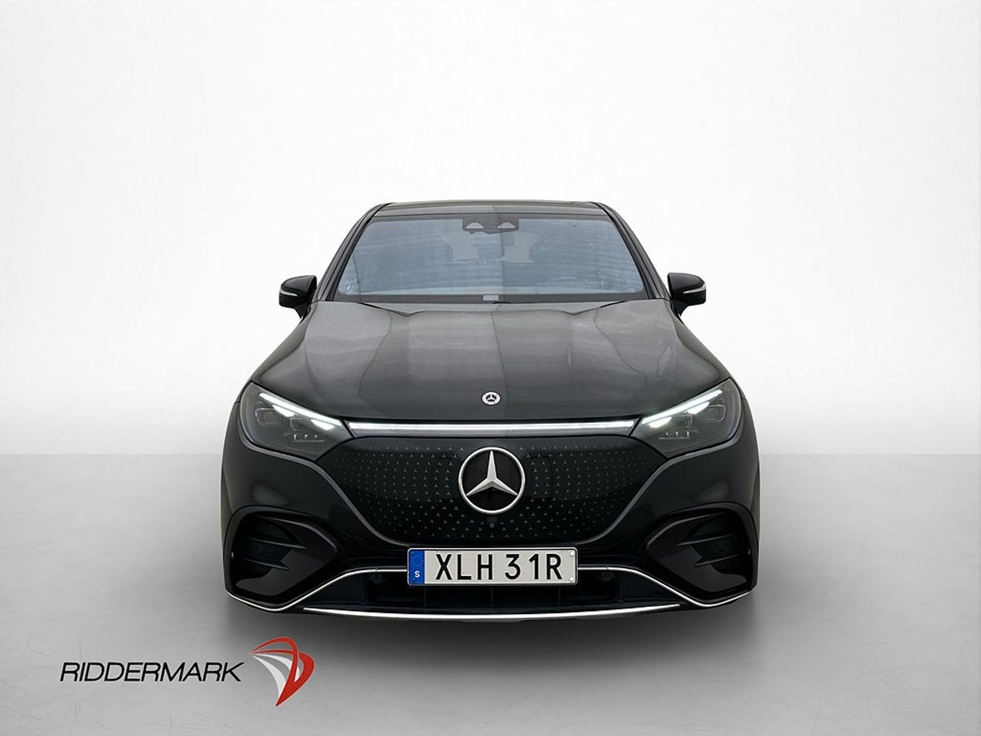 Mercedes-Benz EQE SUV 2023, photo 3/10