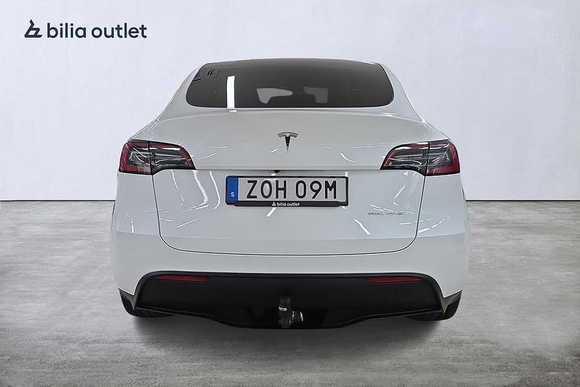 Bild 5 av Tesla Model Y Long Range AWD Dragkrok Panorama Skinn Moms