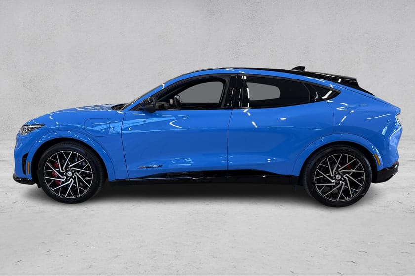 Bilde 2 av Ford Mustang Mach-E GT med lav km /Brembo/B&O/8x20"/Krok/Pano