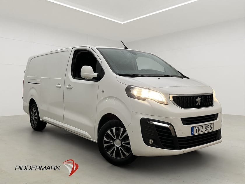 Bild 1 av Peugeot Expert Panel Van L3 Värmare 3-Sits Dragkrok B-Kamera CARPLAY