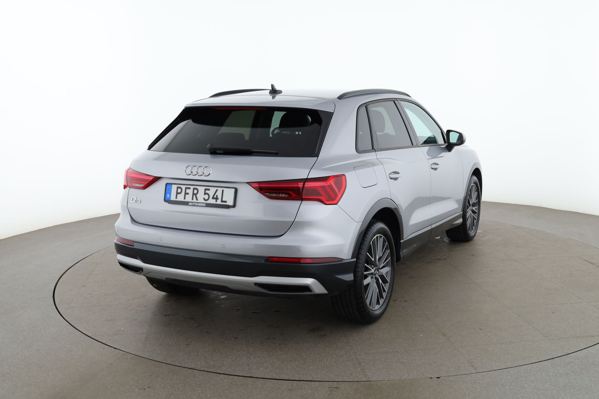 Audi Q3 35 TFSI Advanced 2024, bild 6/10