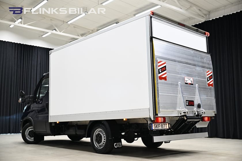 Bild 4 av Iveco Daily 35-140 Chassi Cab 136HK Automat|Volymskåp|BG-Lyft|Kylbil|Leasbar|SeUtr!!