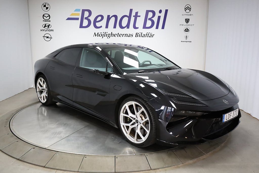 Lotus Emeya 612 hp