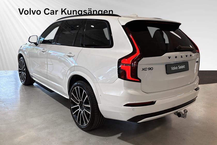 Bild 4 av Volvo XC90 T8 Ultra Black Edt DRAG/BOWERS/LUFTFJ/HUD/MASSAGE