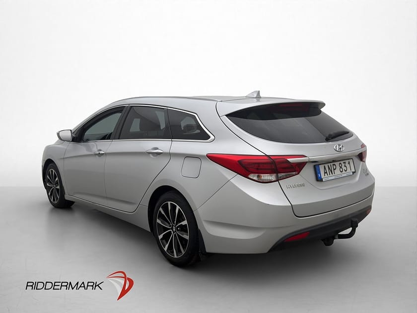 Bild 5 av Hyundai i40cw 1.7 CRDi 141hk ComfortPlus Skinn Drag Navi PDC