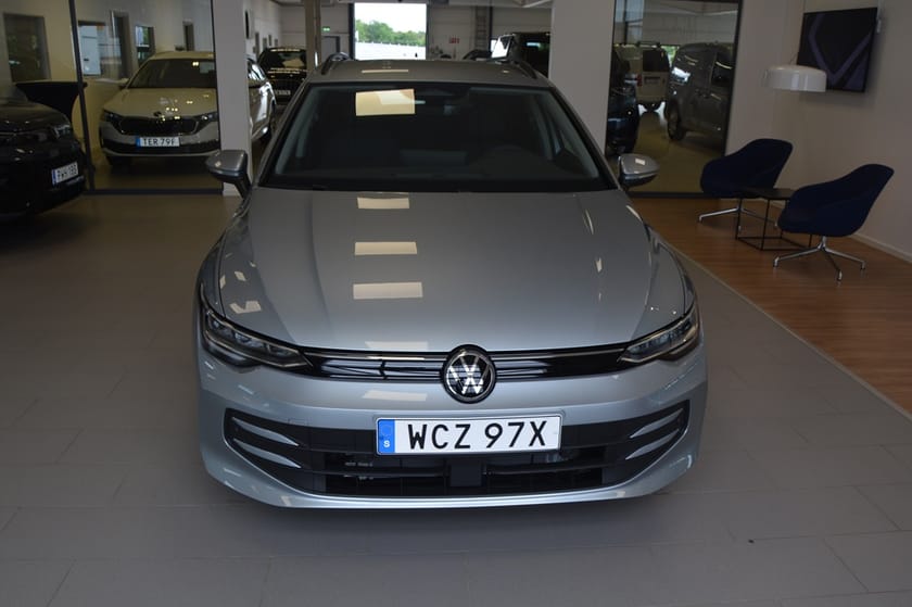 Bild 2 av Volkswagen Golf Sportscombi Life Edition 1.5 eTSI 150 DSG7 Drag