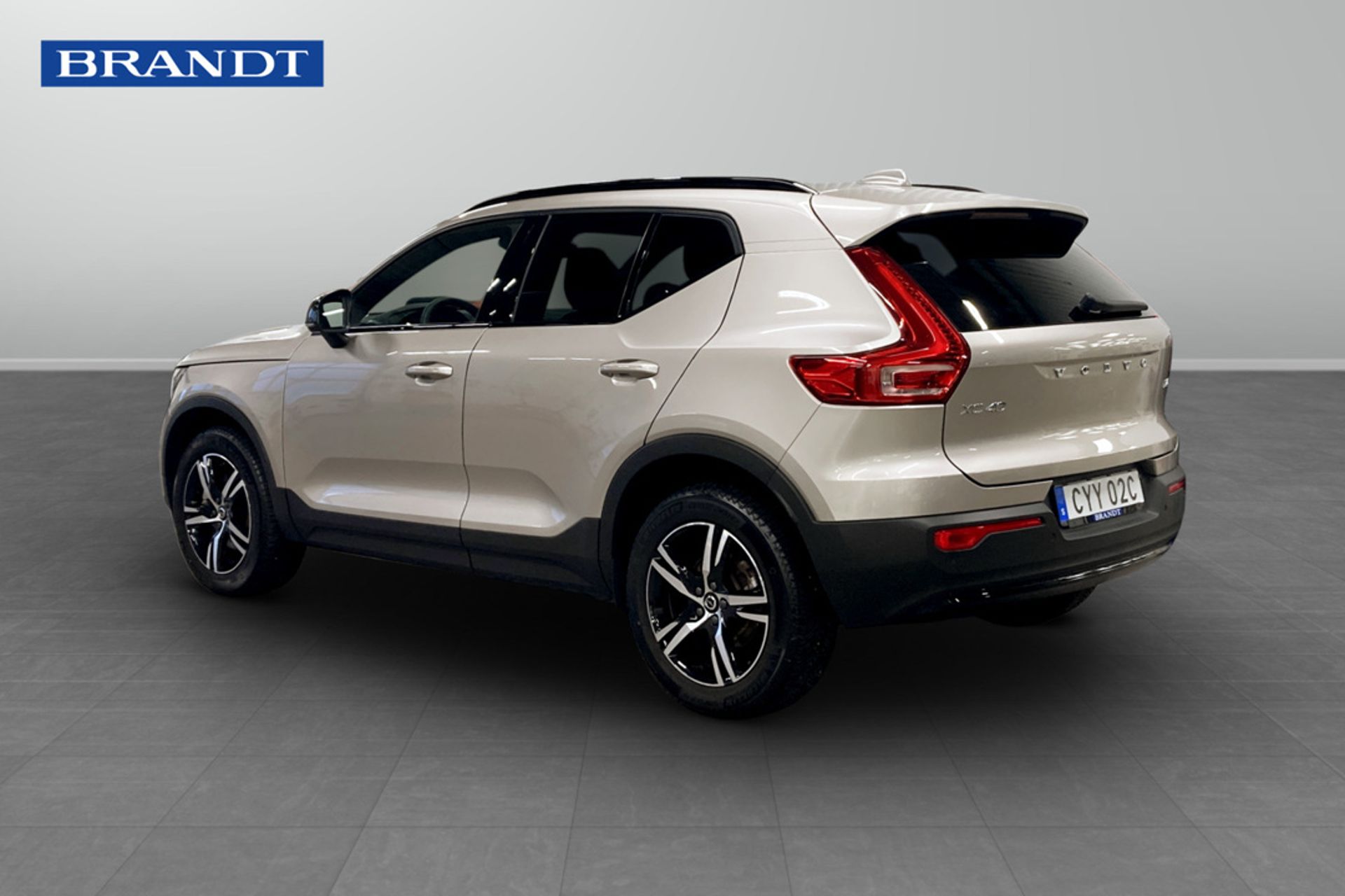 Volvo XC40 B4 2024, bild 2/10