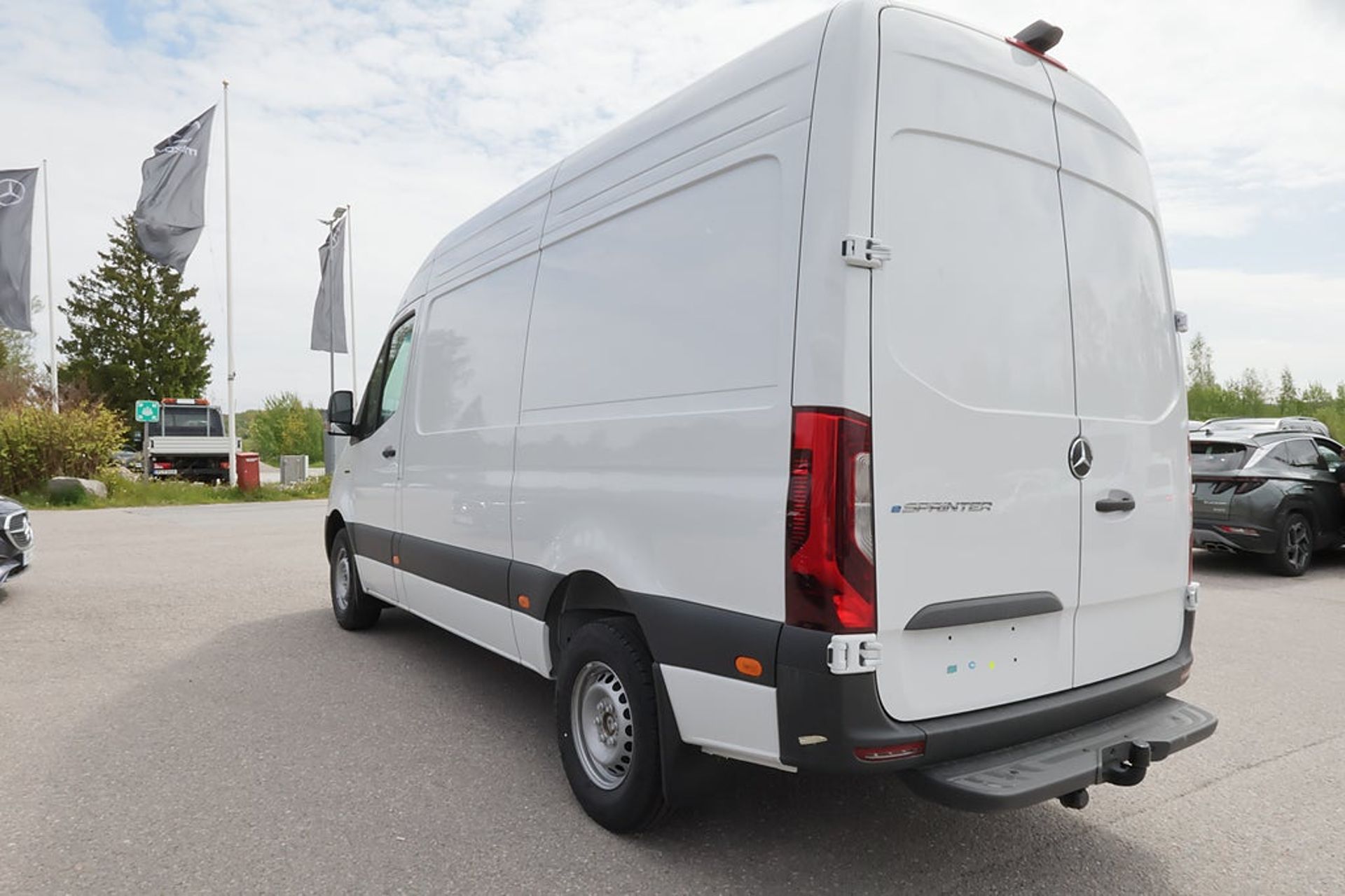 Mercedes-Benz eSprinter 414 Skåp A2 PRO 2025, bild 4/10