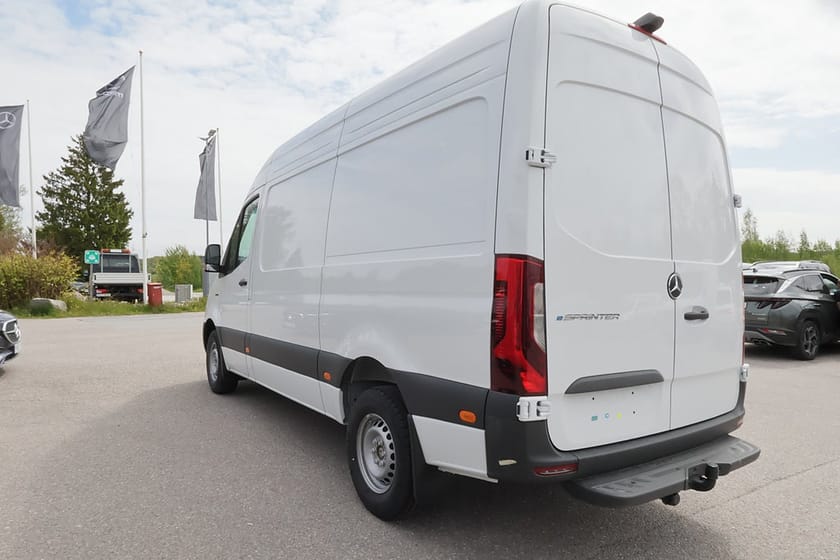 Bild 4 av Mercedes-Benz eSprinter 414 81 kWh
