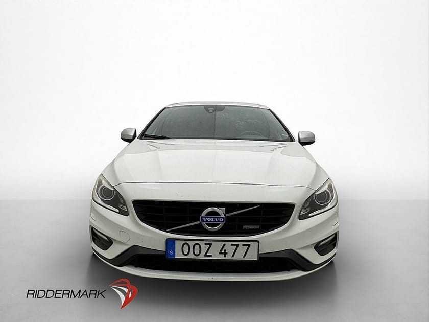 Bild 2 av Volvo S60 D4 181hk R-Design VOC Värmare Dragkrok P-Sensorer