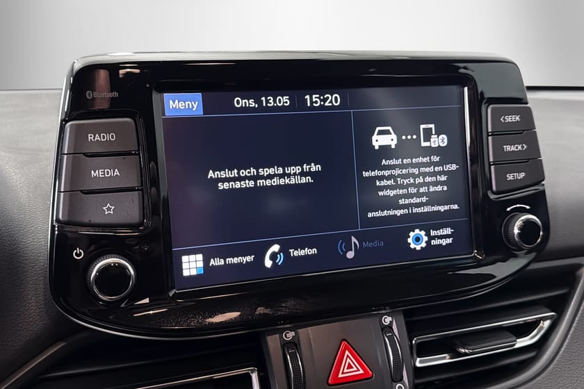Bild 5 av Hyundai i30 Kombi 1,0T 120hk Automat MHEV Drag Essential B-Kamera Apple Carplay