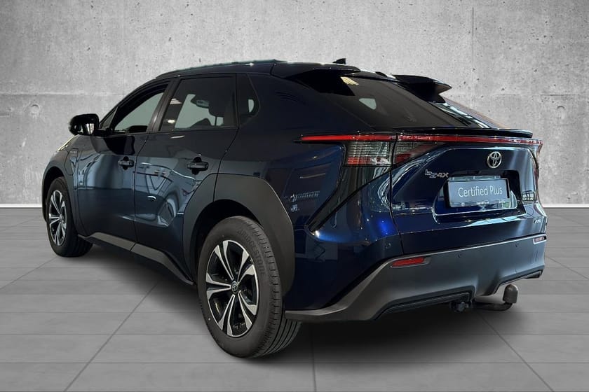 Bilde 3 av Toyota bZ4X Krok, Tectylert når ny.