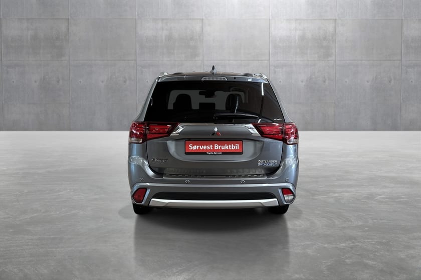 Bilde 4 av Mitsubishi Outlander PHEV 2,0 PHED AWD 202hk hybrid Instyle +