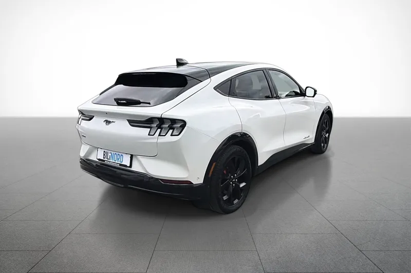 Ford Mustang Mach-E Long Range AWD bilde 6