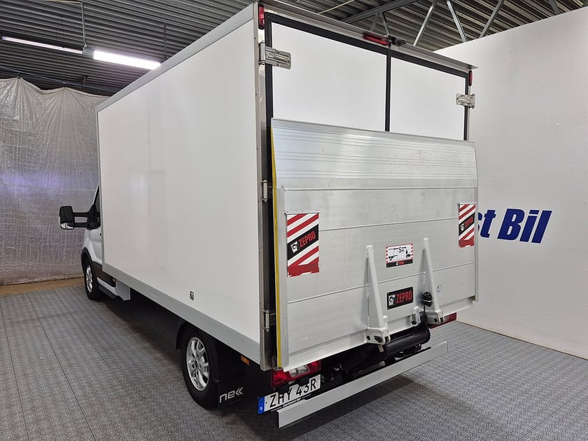Bild 5 av Ford Transit 350 Chassi Cab PÅBYGGT SKÅP MED LIFT OCH KYLA TDCI 130HK Aut