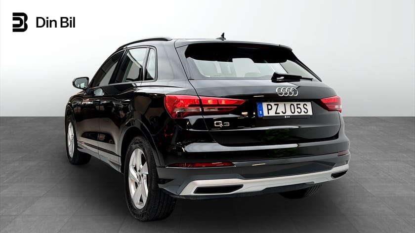 Bild 3 av Audi Q3 35 TFSI 150HK Carplay P-Värmare Drag
