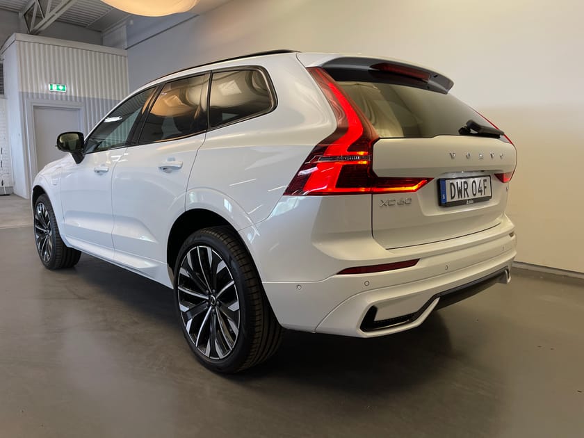 Bild 5 av Volvo XC60 T6 Plus Dark Nordic Edition/ Panorama/ 360 kamera/ Navigation/  10.000kr tillbehör /