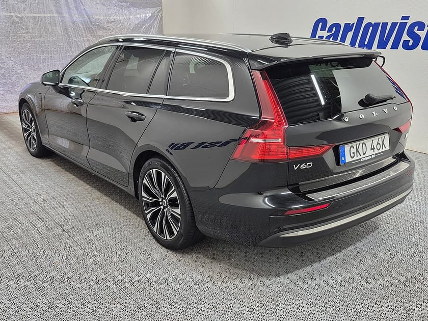 Bild 5 av Volvo V60 T6 Recharge Core Bright plug in AWD 350HK 4x4 Läder