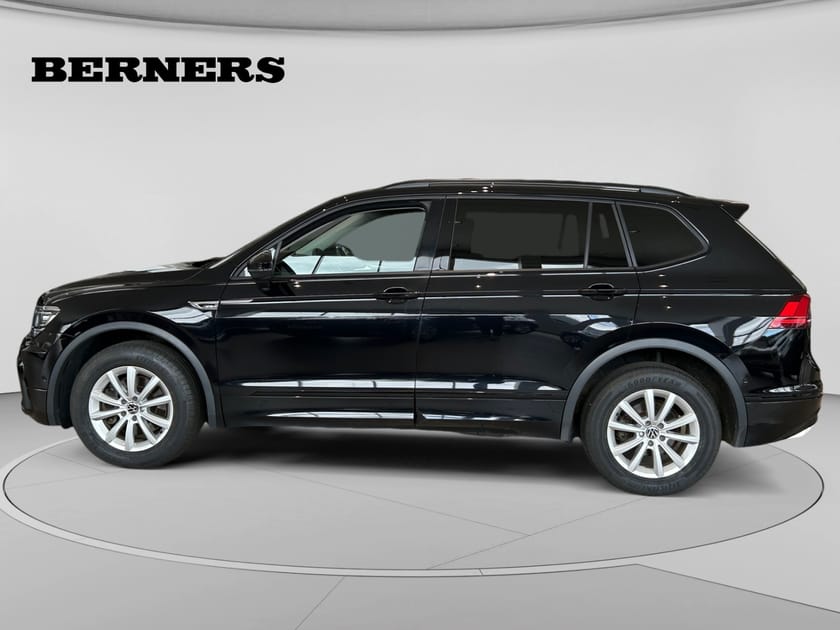 Bild 2 av Volkswagen Tiguan Allspace 5-sätes TDI 4-M Dsg /R-line black/ Drag /Dynaudio / Vär