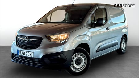 Opel Combo Cargo L1H2 1.5 BlueHDi EAT 131hk, Värmare Drag Carplay