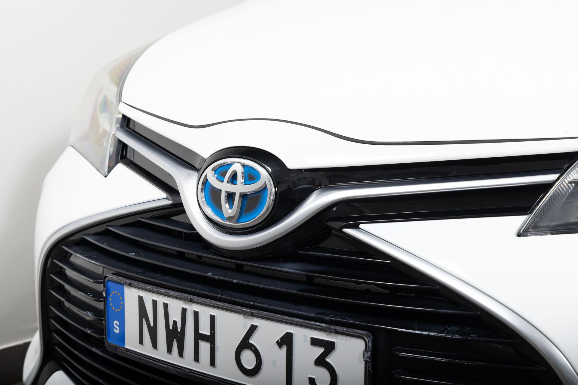 Toyota Yaris 2015, photo 3/10