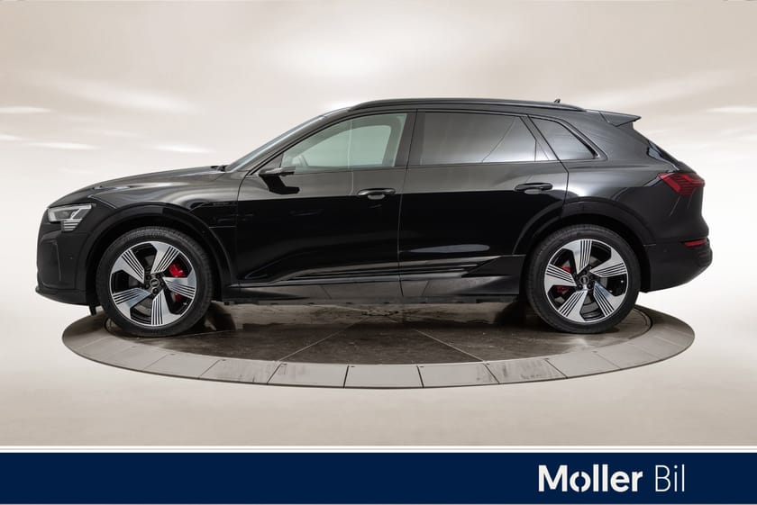 Bilde 2 av Audi Q8 50 e-tron quattro adv plus ycc