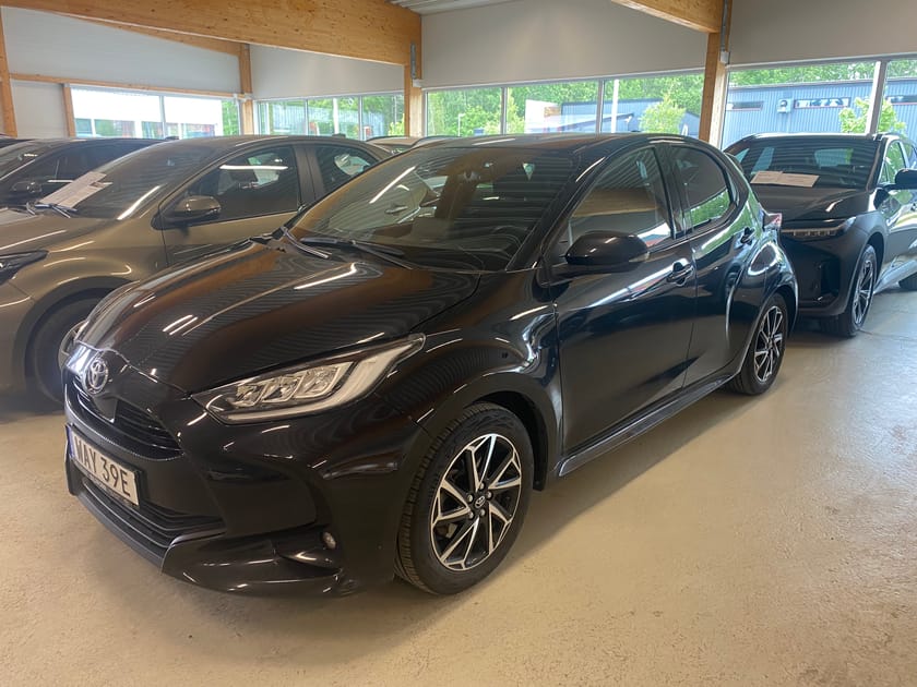 Bild 1 av Toyota Yaris Hybrid 1,5 Active Plus | Vinterhjul