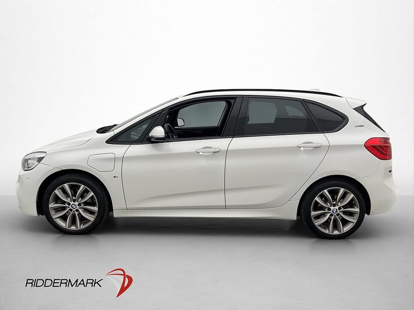 Bild 4 av BMW 225xe Active Tourer M Sport HiFi Kamera Skinn Rattvärme