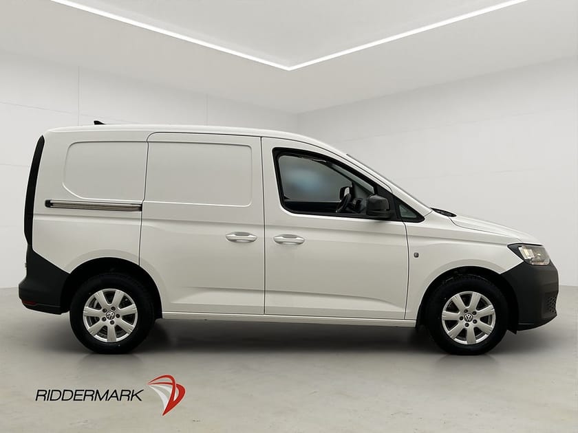 Bild 2 av Volkswagen Caddy Cargo Värmare PDC Dragkrok CARPLAY Moms