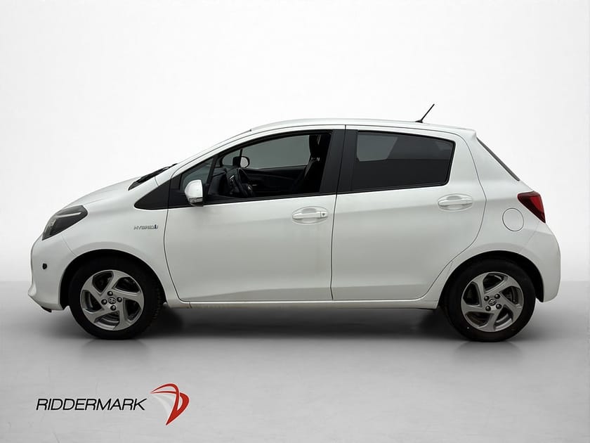 Bild 4 av Toyota Yaris Hybrid 101hk Edition Feel Värmare Kamera Farth